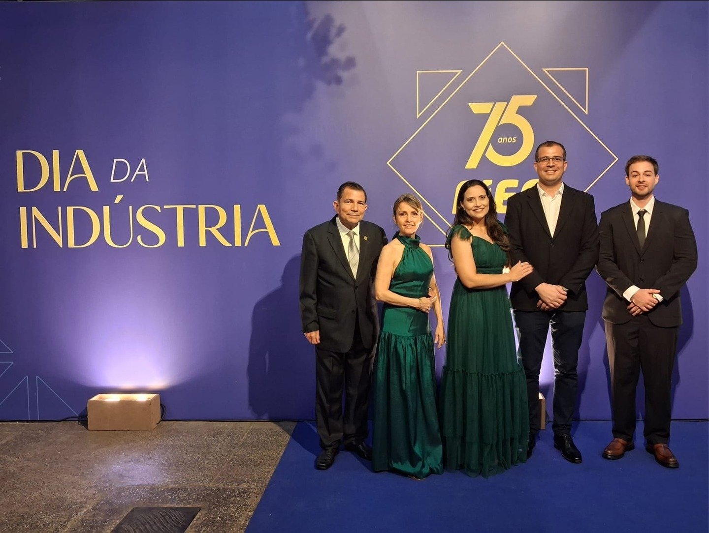 SIMEC participou da entrega da Medalha do Mérito Industrial 2025 em celebração aos 75 anos da FIEC
